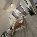 4 Angels O K B Apartment *